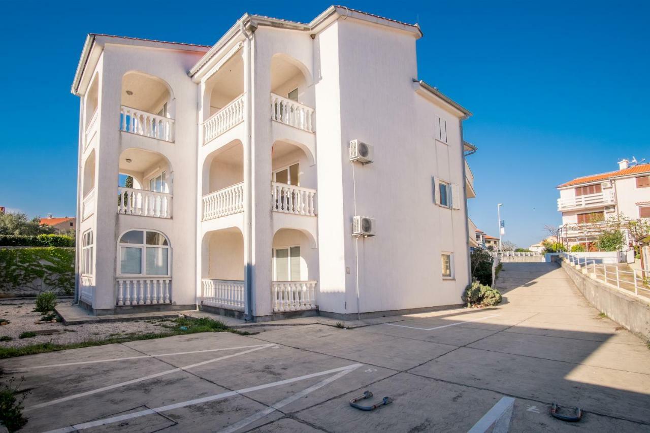 Apartment Filip Krk Town Esterno foto